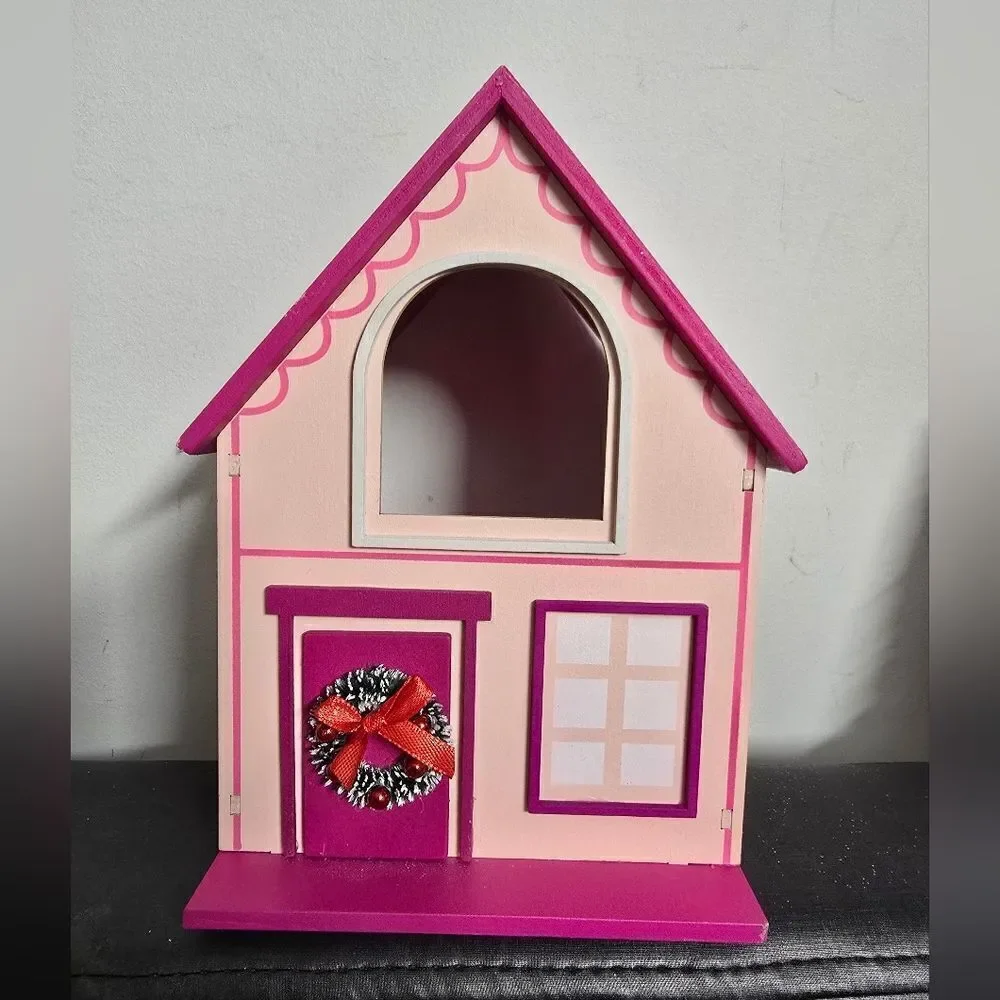 New Target FEATHERLY FRIENDS Christmas Pink Wood House Wondershop, 2024